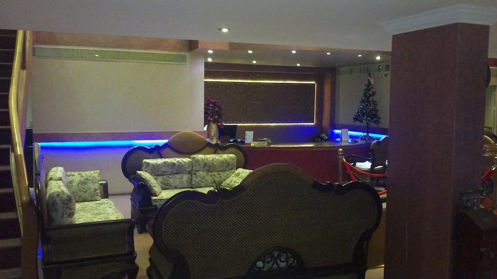 Hotel Sea Palace Kollam Ngoại thất bức ảnh