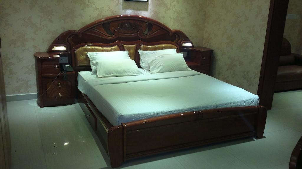 Hotel Sea Palace Kollam Phòng bức ảnh